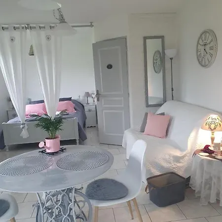 Le Petit Normand 15 Kilometres De Honfleur * Manneville-la-Raoult